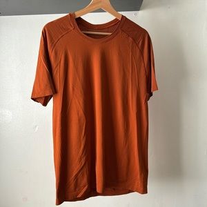 Lululemon \ Metal Vent Tech Short-Sleeve Medium